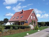 Ferienwohnung in Fehmarn OT Landkirchen - Haus am Feld - Hier wohnen Sie, wir