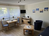 Ferienwohnung in Diedrichshagen - Kr&uuml;ger - Wohnzimmer- Esstisch