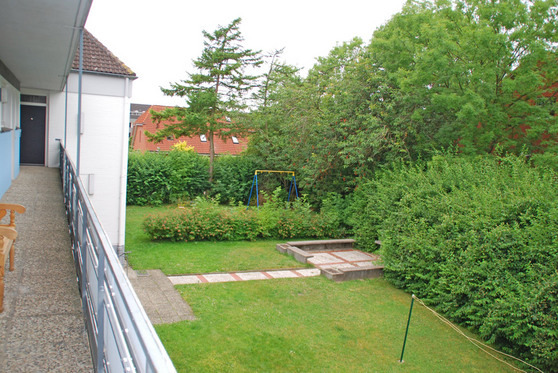 Ferienwohnung in Kellenhusen - Haus Sommerland  EG 3 - Ausblick in den großen Garten