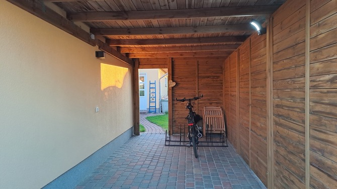 Ferienhaus in Kühlungsborn - Schlehdornhaus - Eingang durch den Carport