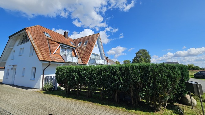 Ferienwohnung in Nisdorf - Am Bodden - Erdgeschoss mit  Süd-West-Terrasse und Garten