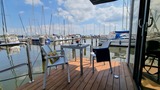 Ferienwohnung in Schleswig - Hausboot Hilja - Sitzbereich auf der großen Terrasse