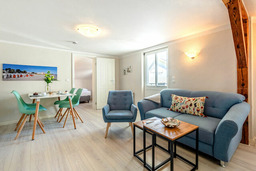 Villa Iduna / Ferienwohnung No. 12a - 2. OG mit Balkon nach Osten