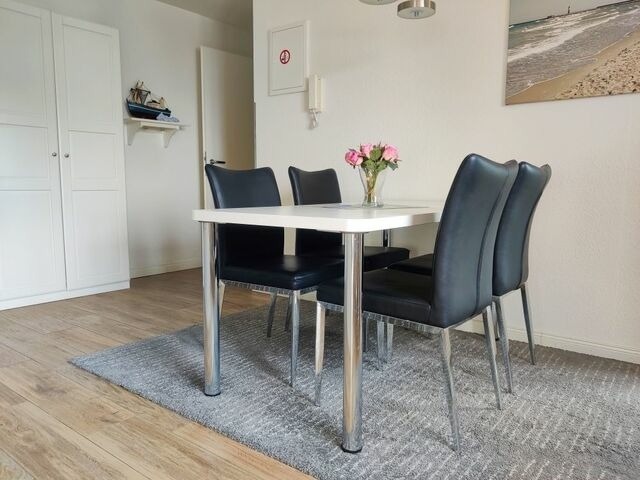 Ferienwohnung in K&uuml;hlungsborn - Ostseeblick, Poel 36 - Bild 3
