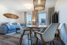 Waldstra&szlig;e 49, Neu! Riviera 39