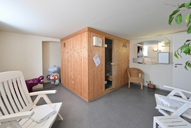 Ferienwohnung in Sellin - Ferienwohnung 6 mit Sauna WLAN 6 Pers. Sellin auf R&uuml;gen Villa Celia 200 m vom Strand entfernt - Bild 9