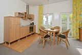 Ferienwohnung in Sellin - Ferienwohnung 3 in Sellin auf Rügen Villa Celia WLAN und Sauna 200 m vom Strand entfernt - Bild 4