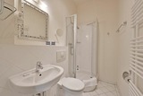 Ferienwohnung in Sellin - Ferienwohnung 3 in Sellin auf Rügen Villa Celia WLAN und Sauna 200 m vom Strand entfernt - Bild 7