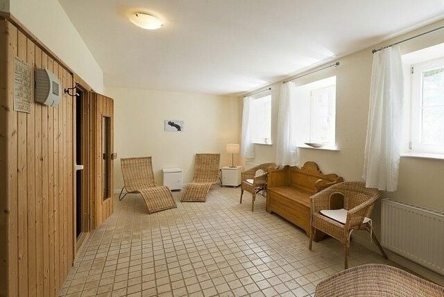 Ferienwohnung in Neuenkirchen (R&uuml;gen) - R&uuml;gen Ferienwohnung 7 am Wasser Gut Grubnow mit Balkon WLAN und Sauna - Bild 7