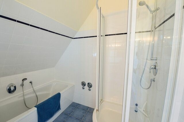Ferienwohnung in Neuenkirchen (R&uuml;gen) - R&uuml;gen Ferienwohnung 8 am Wasser Gut Grubnow mit WLAN und Sauna - Bild 8