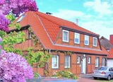 Ferienwohnung in Ostseeheilbad Zingst - Birkmaase 12 - Kapit&auml;nshaus Jacqueline 4-Sterne Komfort FeWo im EG links - Bild 1
