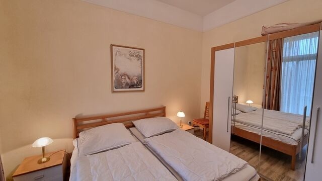 Ferienwohnung in K&uuml;hlungsborn - Villa Laura - 42-02 - Bild 3