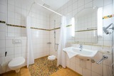 Ferienwohnung in Sellin - Ferienwohnung Margaretha, App. 18 - Bade- & Saunawelt t&auml;glich inklusive - Bild 17