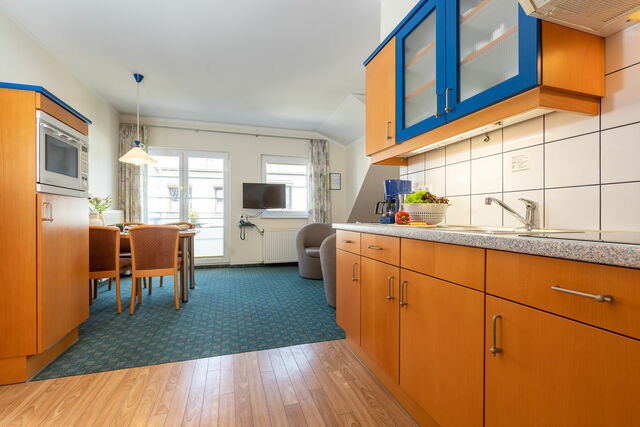 Ferienwohnung in Sellin - Ferienwohnung Margaretha, App. 03 - Bade- & Saunawelt t&auml;glich inklusive - Bild 3